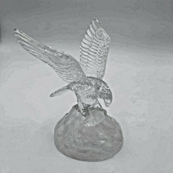 Cristal d'Arque Lead Crystal Bald Eagle Figurine 7.5 x 4.75 inch Made in France - Picture 9 of 9